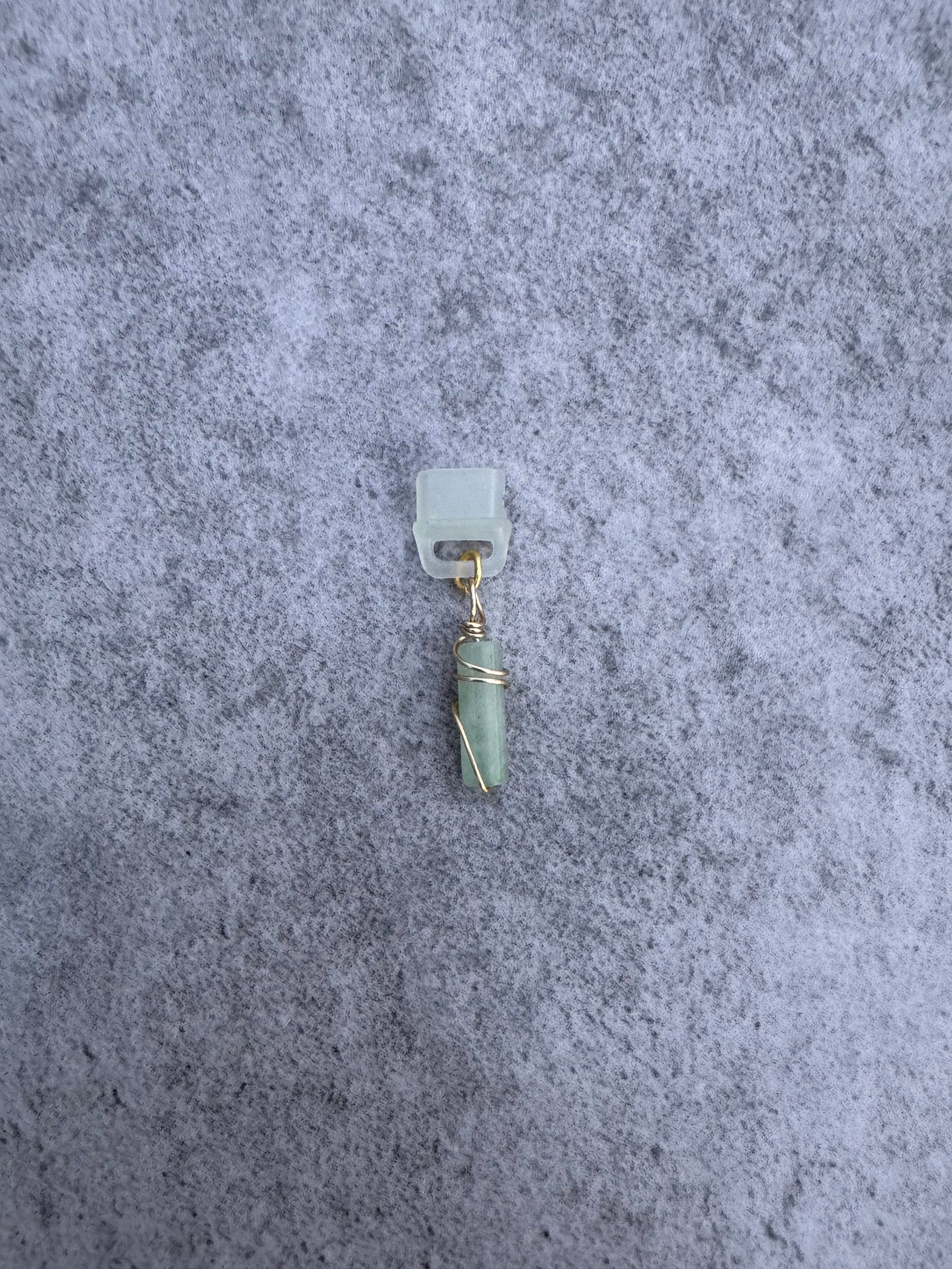 Glow In The Dark! Dust Plugs